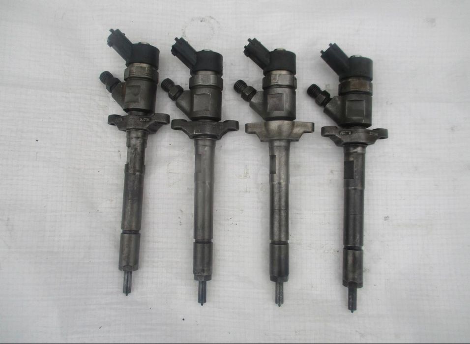 Injector Volvo V50 1.6 D 0445110259