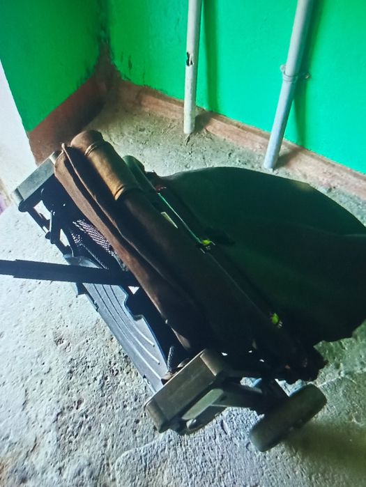 Продам коляску 10000тг
