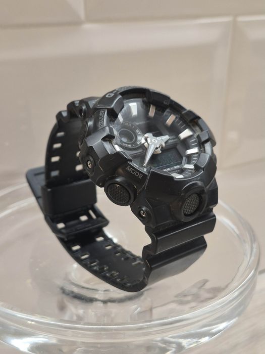 Часовник G-Shock