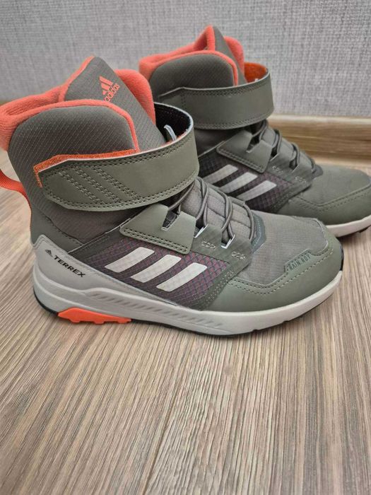 Детски зимни обувки Adidas Terrex