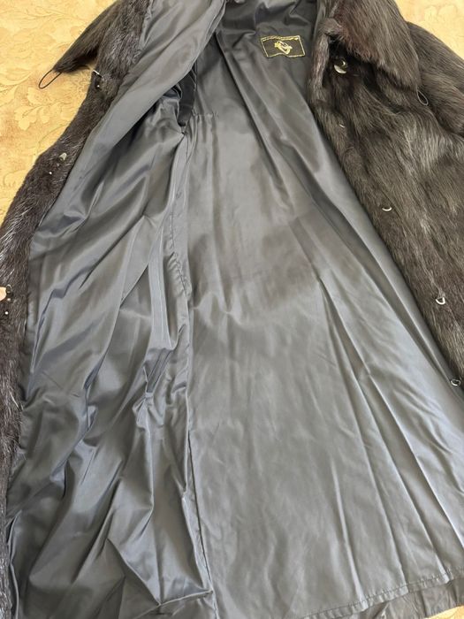 Шуба нутрия продам срочно