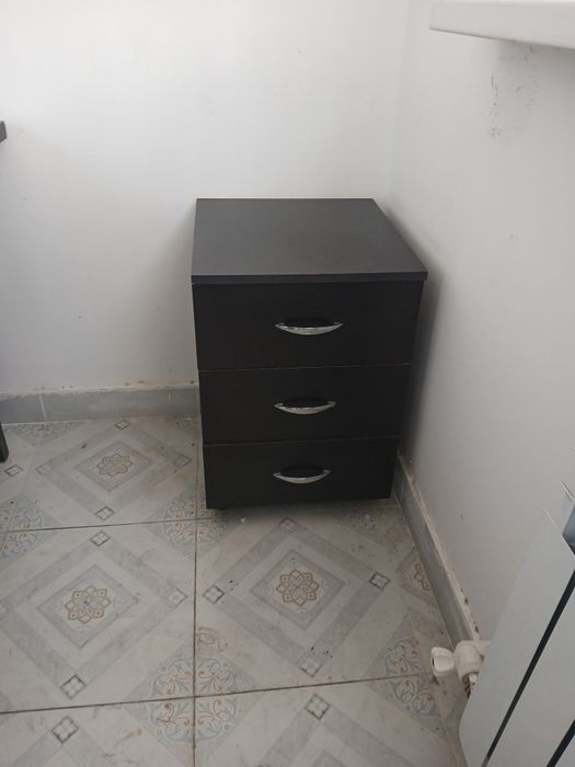 Офисная мебель продам