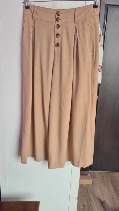 Пола - панталон с 30% лен на Zara