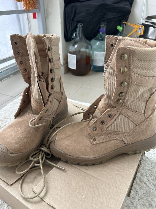 Продам берцы высокие