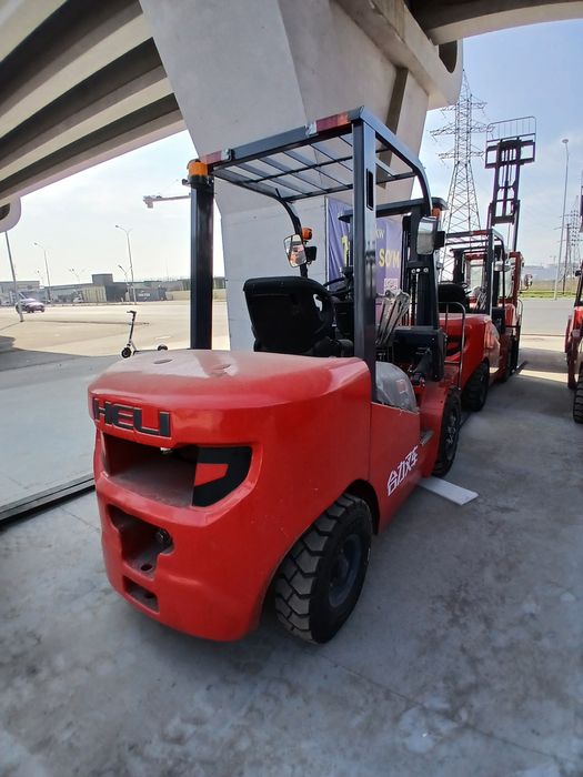 Вилочный Погрузчик Авто кара Avto Kara HELI 3 тонный