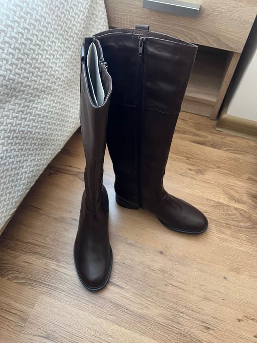 Ботуши от естествена кожа