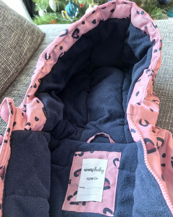 Зимен космонавт Sisnay