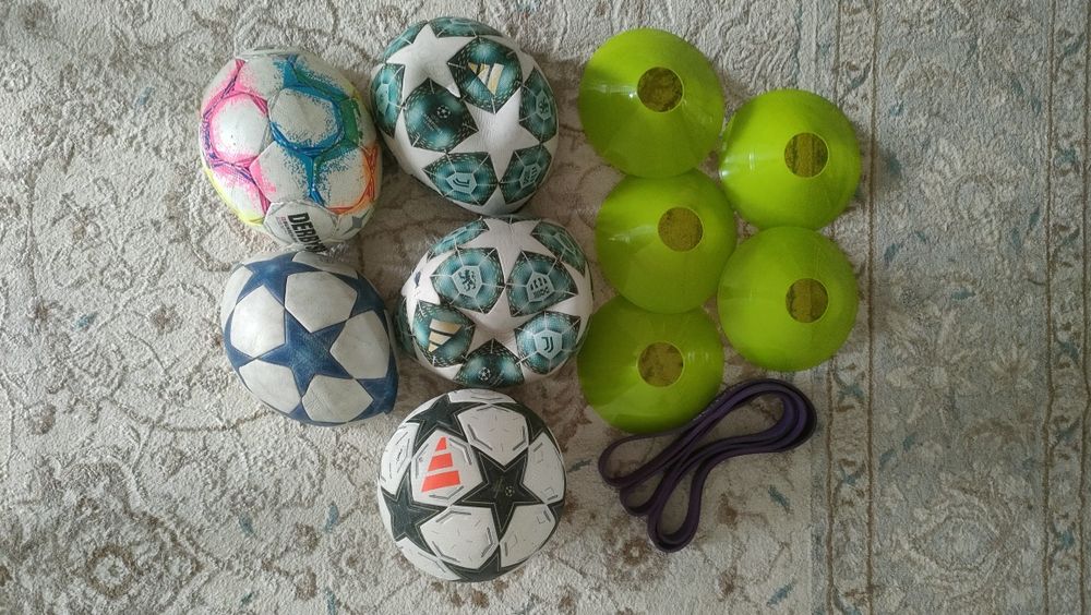 Футбольные мячи 3,4 размер
