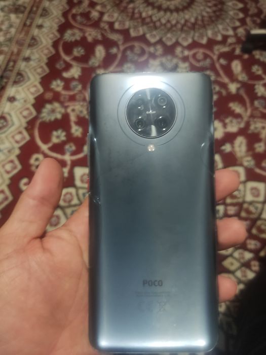 Продам Poco f2 pro 6/128