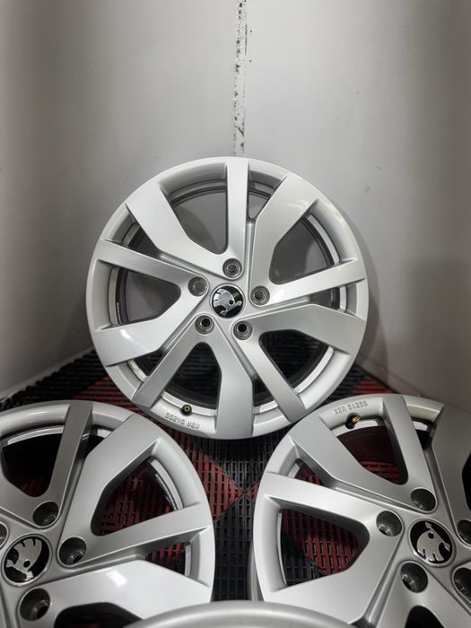 Jante Skoda R 17 NOI , Superb , Octavia , Karoq, Yeti