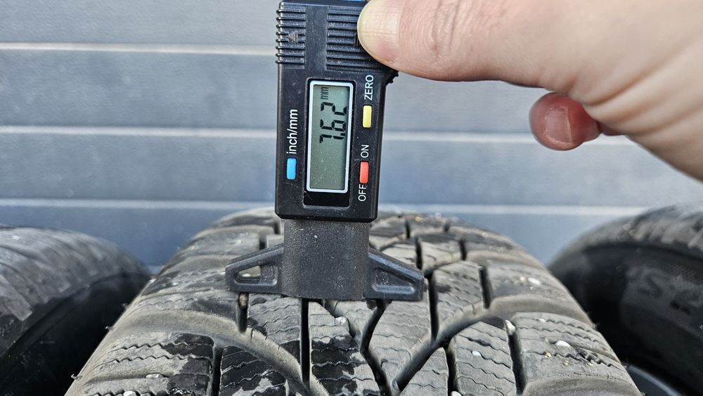 Джанти 15 5х100 Toyota оригинални с гуми и датчици