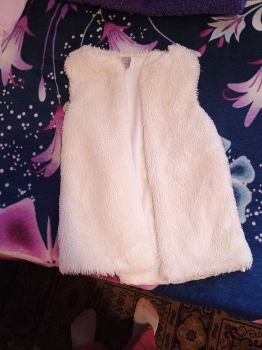 Vestă cu blană artificială