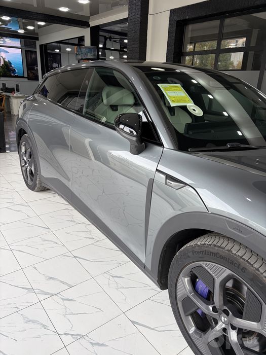 Geely robocar 01 sotiladi