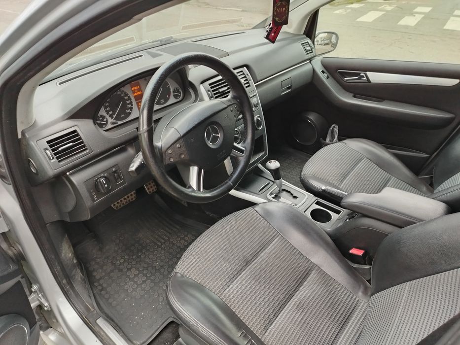 Vând Mercedes clasa B 20 d an 2007
