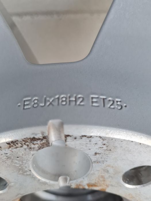 Оригинални джанти за АУДИ AUDI VW SEAT SKODA R18 5x112 ET25 8 J