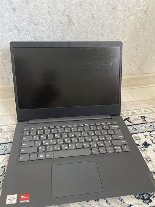 Lenovo ноутбук сатылады