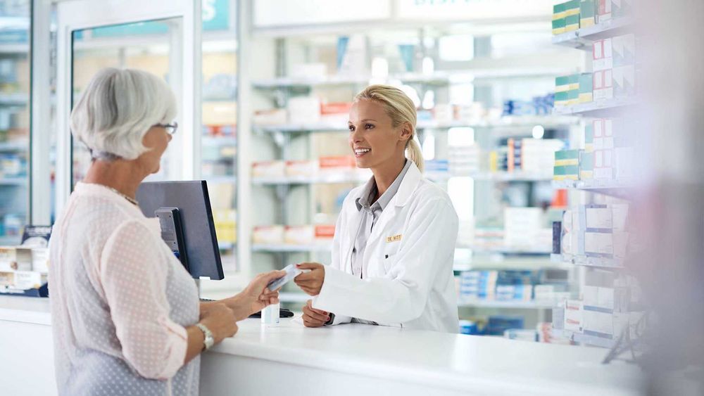 Лекарственные средства обмену и возврату не подлежат закон. Упаковка товаров аптечного ассортимента. Медицинские товары потребителю. Качество фармацевтических товаров. Медицинские товары потребителю.