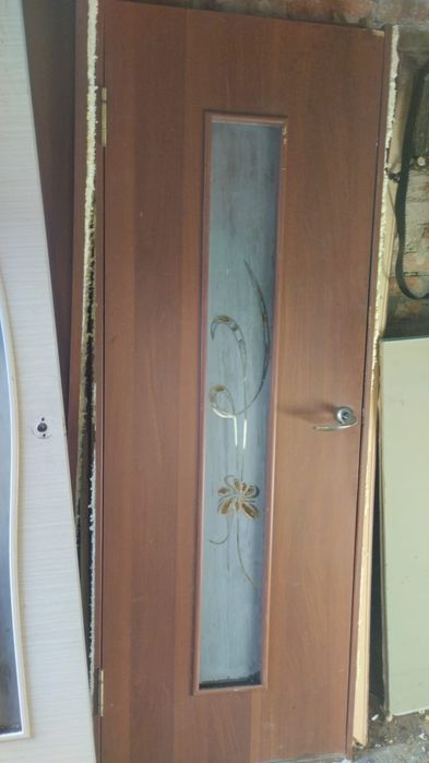 Продам межкомнатные двери