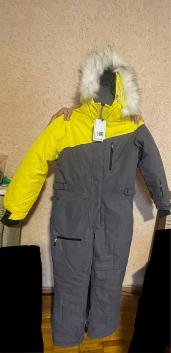 Комбинезон женский