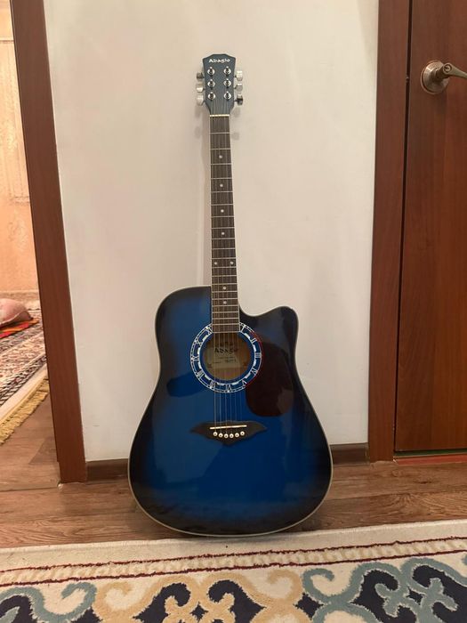 Продам новый гитара цена 60к договоримся