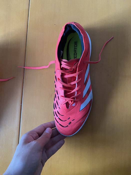 Сороконожки Adidas Predator