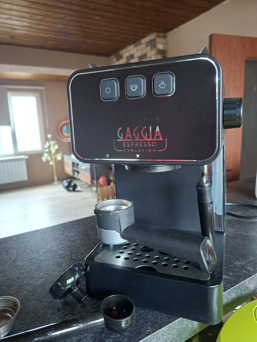 Кафемашина за професионална и домашна употреба.