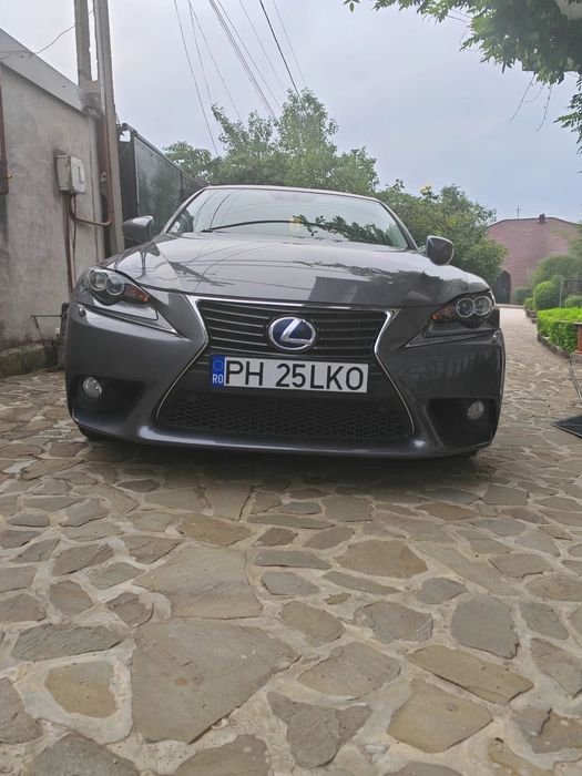 Lexus Seria IS Lexus IS 300h 2014|2.5 Hybrid|223 CP|Mark Levinson|Baterie schimbată