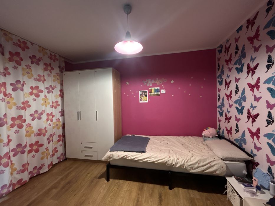 Apartament cu 3 camere decomandate de vanzare