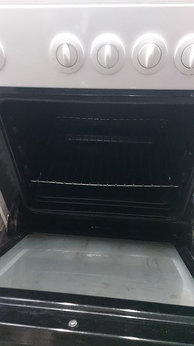 Продам газовую плиту