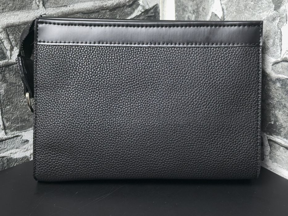 Чанта тип плик 2026