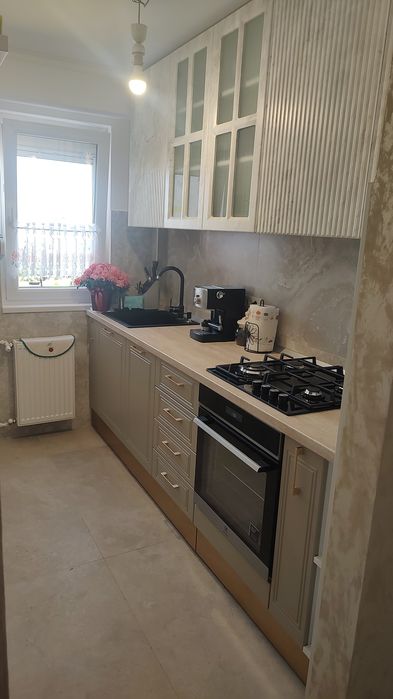 Vând apartament 3 camere