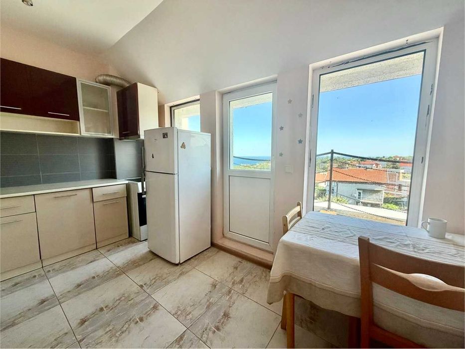 Продава се Тристаен апартамент в Варна, Галата - 87 кв.м за 1298 €/кв.м - Снимка #10