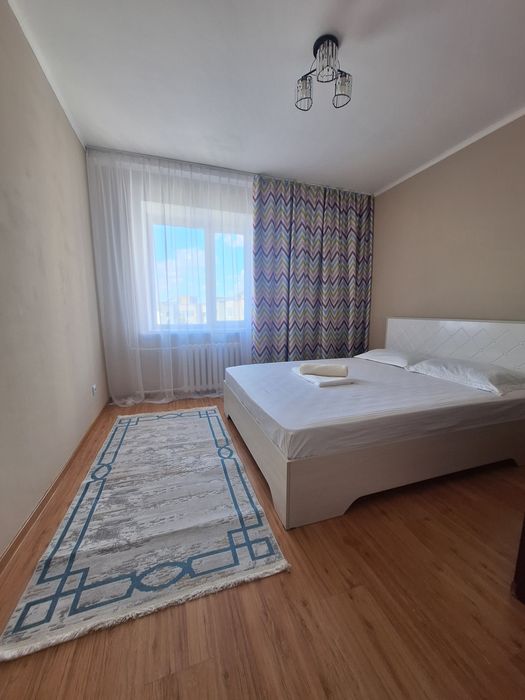 Сдам  посуточно 2 комнатную в 12 микрорайоне