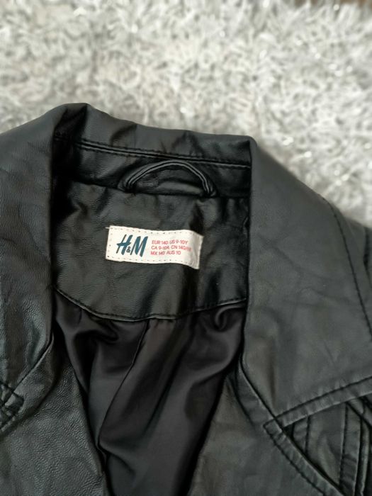 Всяка снимка -10лв, р-р 140