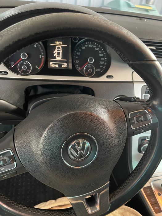 VOLKSWAGEN Passat CC 0 — imagine 5