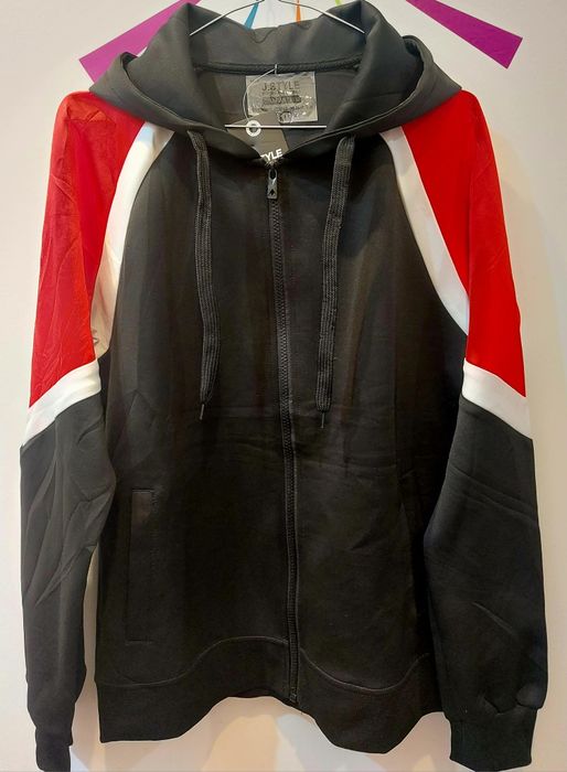 Hanorac si pantaloni