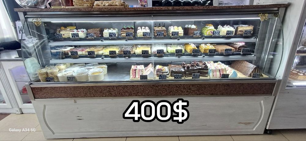 Витринный Холодилник торт учун