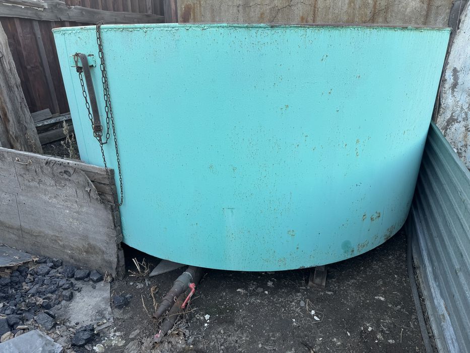 Продам бак под воду