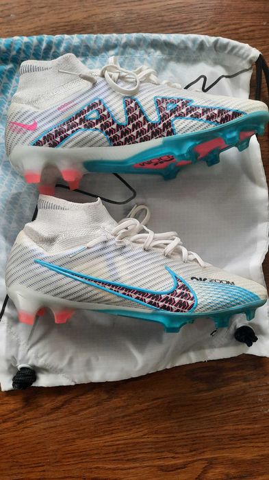 Nike mercurial superfly 9 elite "blast pack"