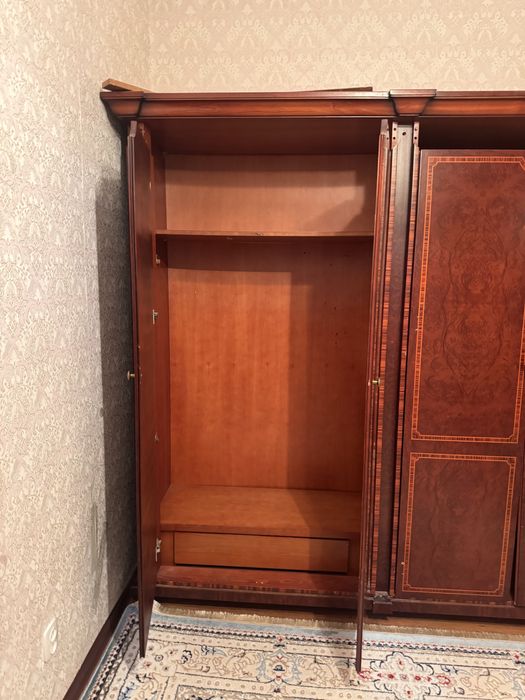 Шкаф мебель спальня