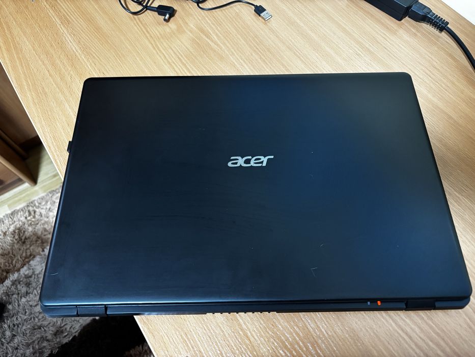 Ноутбук Acer aspire 3