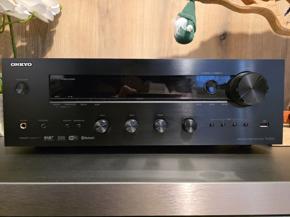 Amplificator integrat Onkyo tx 8150  2x135W