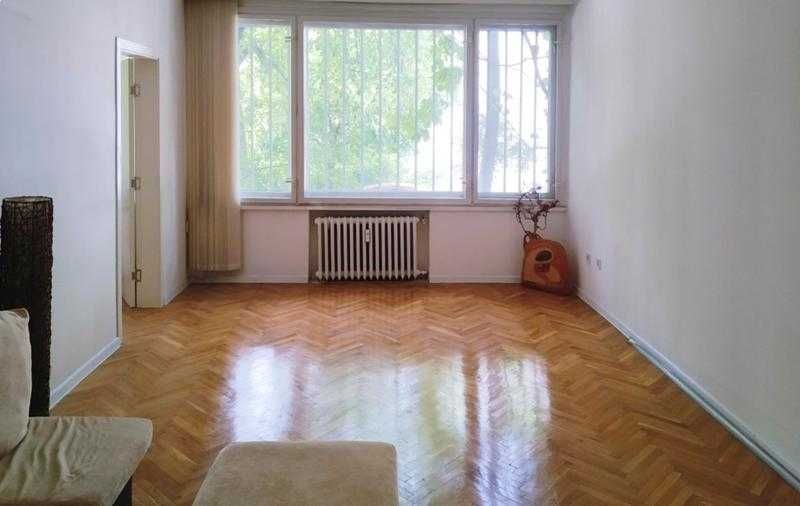 Продава се Тристаен апартамент в София, Гео Милев - 96 кв.м за 1355 €/кв.м - Снимка #1