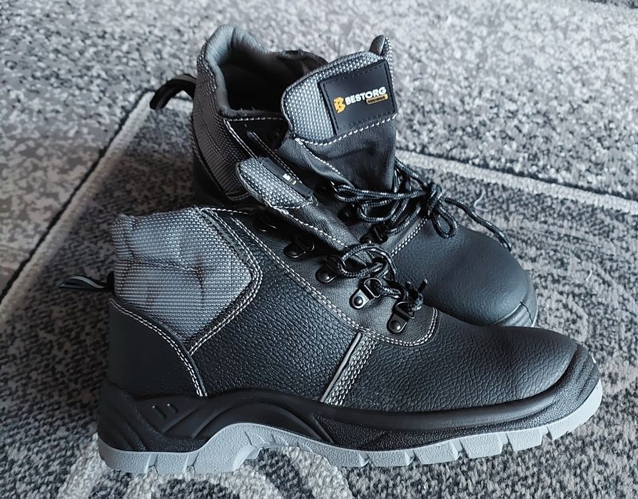 Продам недорого.