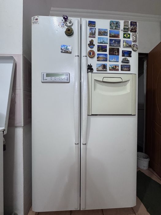 Продам холодильник LG