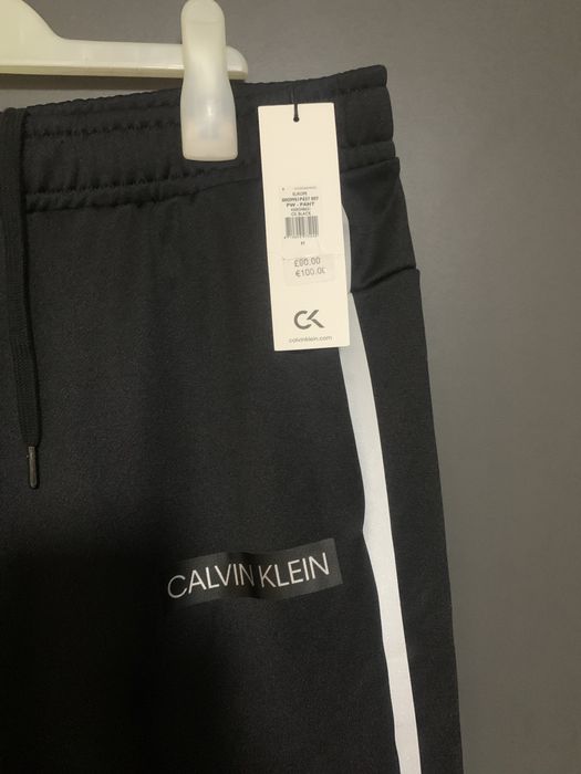Compleu calvin klein marimea M