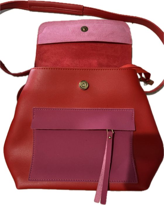 Дамска чанта - раница MODISSIMO