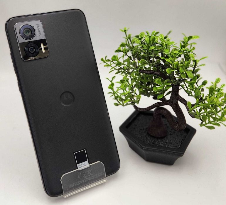 Hope Amanet P11-Moto Edge 30 Neo/256-8gb/Garantie