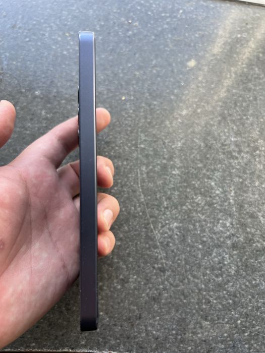 Продам Samsung A 35 5G память 8/128