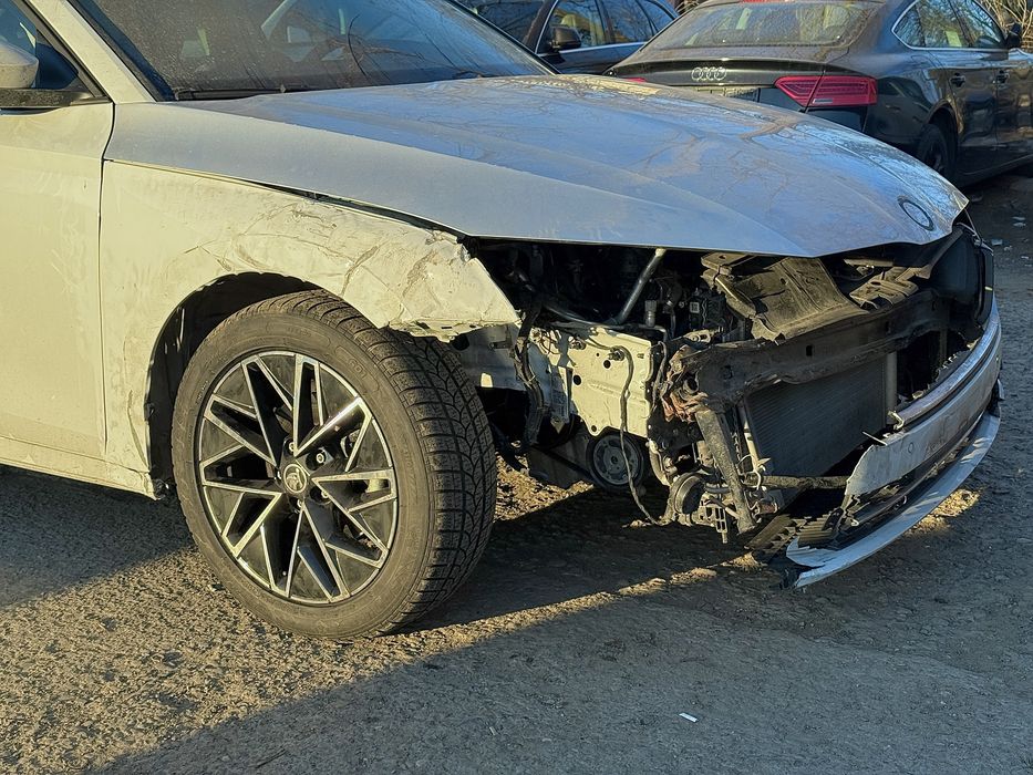 Skoda Octavia 2024 | 1.5 Hybrid | Avariat